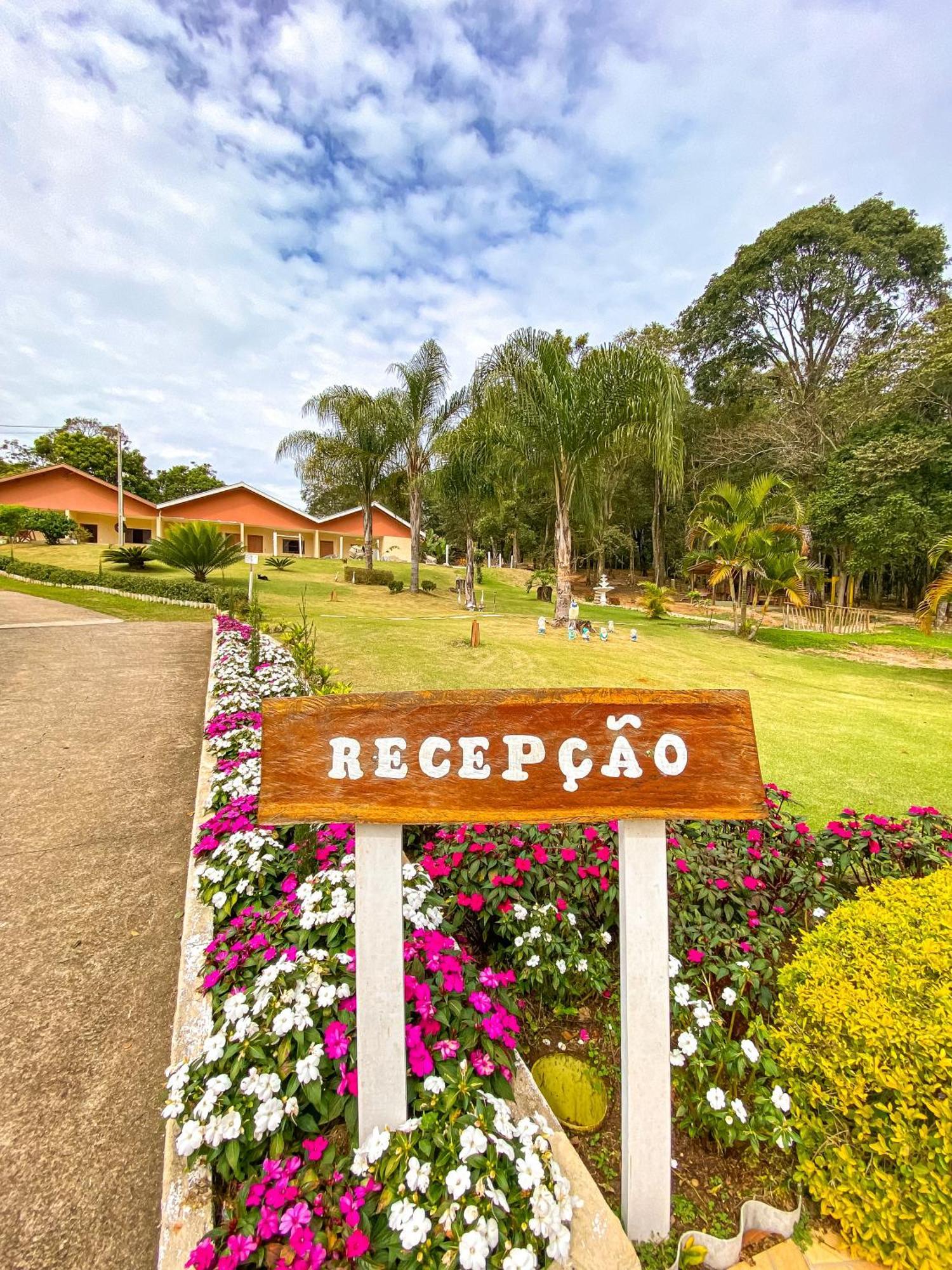 Pousada Flores Do Campo Águas de Lindóia Exteriér fotografie